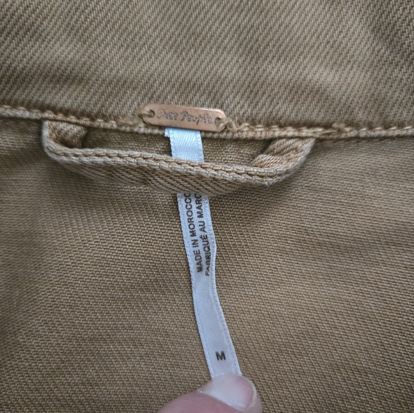 Free people denim jacket size MEDIUM - Picture 8 of 11